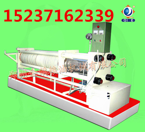小型榨油機(jī)也可以有大市場(chǎng)(圖1) 小型榨油機(jī)-鄭州企鵝糧油機(jī)械有限公司